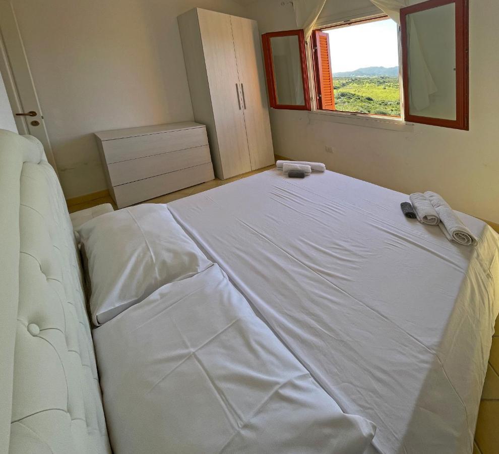 Appartamenti Residence Zodiaco Porto Pozzo Bagian luar foto