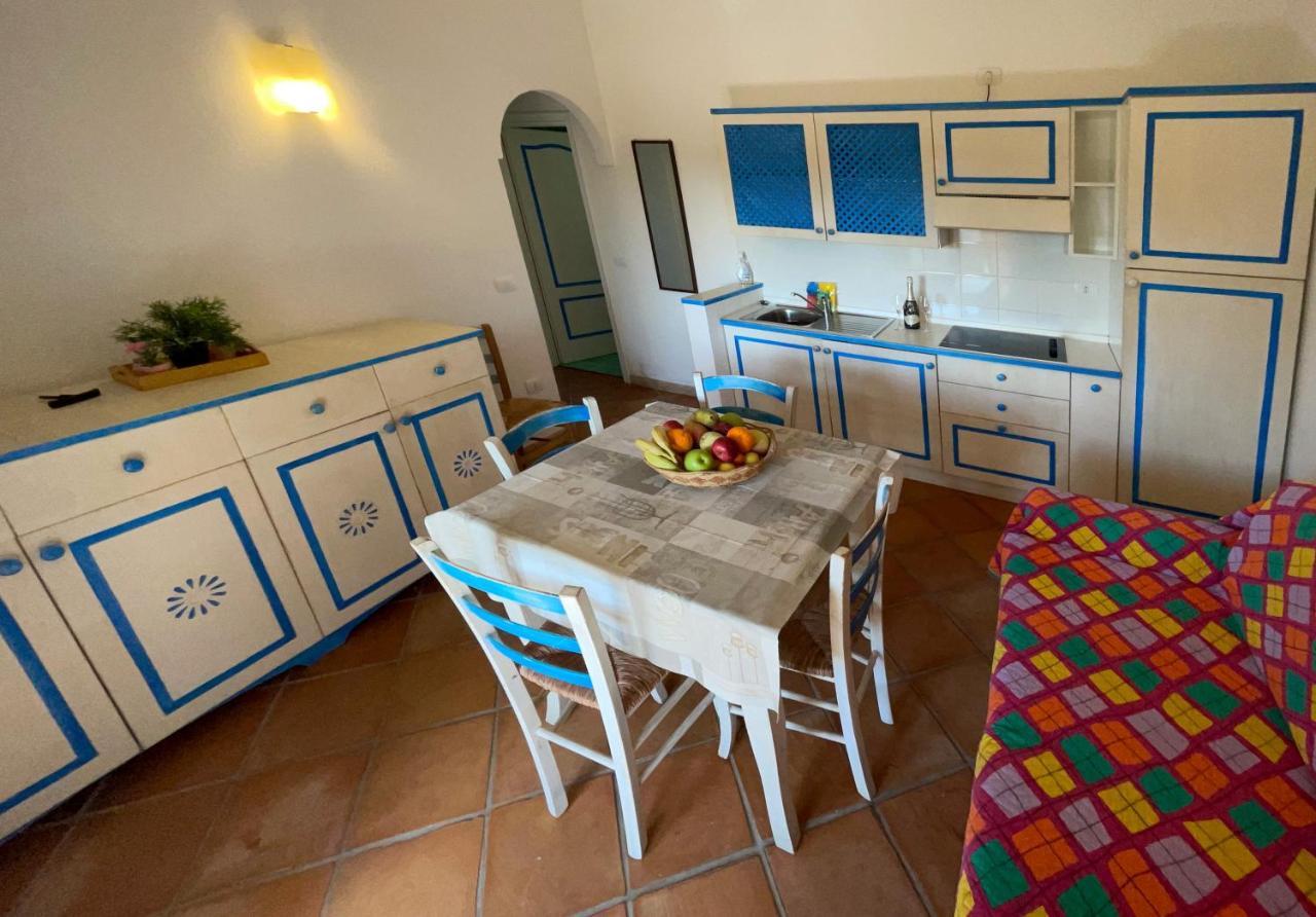 Appartamenti Residence Zodiaco Porto Pozzo Bagian luar foto