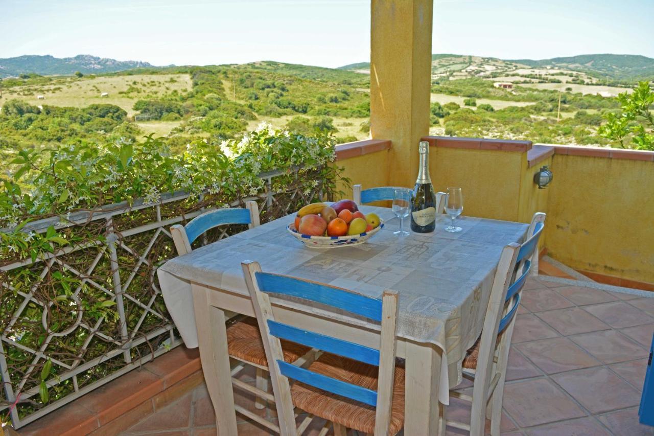 Appartamenti Residence Zodiaco Porto Pozzo Bagian luar foto