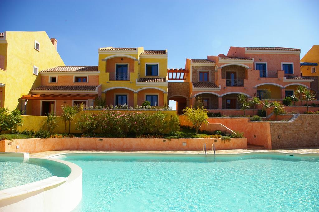 Appartamenti Residence Zodiaco Porto Pozzo Bagian luar foto